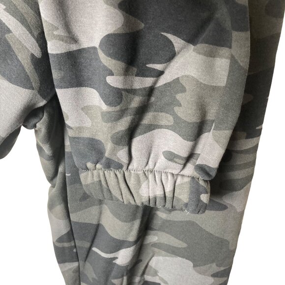 NWT Wild Fable Women Green Camo String Adjustable Jogger Sweatpants Size Medium - Picture 3 of 8